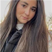 Graduada en relaciones internacionales, con 6 años de experiencia en clases particulares a alumnos de la ESO y bachillerato